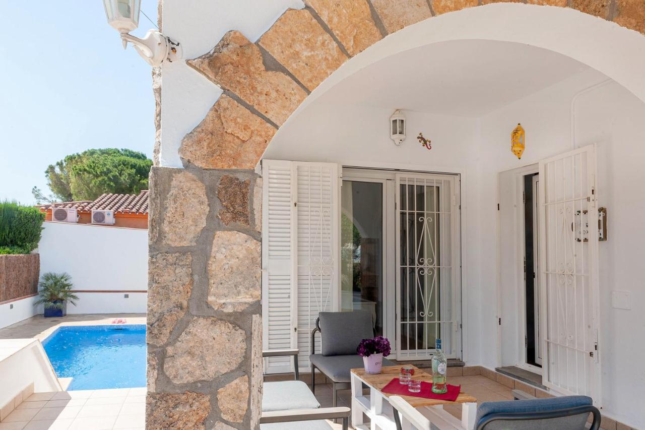 Laia L'Escala Exterior foto