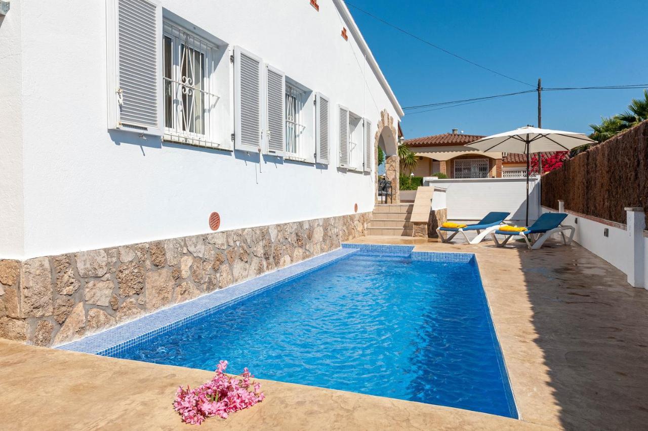 Laia L'Escala Exterior foto